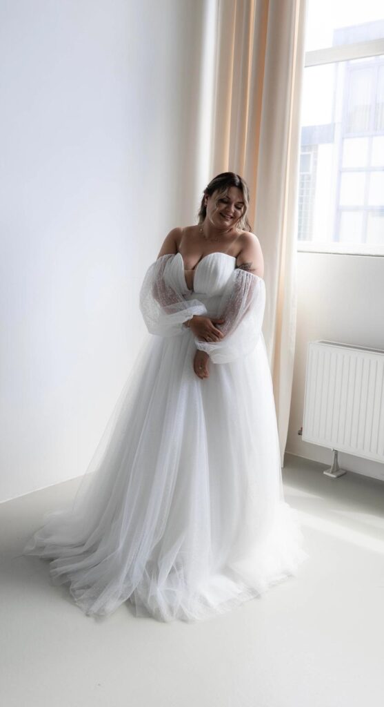 Hochzeit bei Hitze Brautkleider, Brautmode, Curvy, midsize, plussize,Brautmodengeschäft, Traumkleid